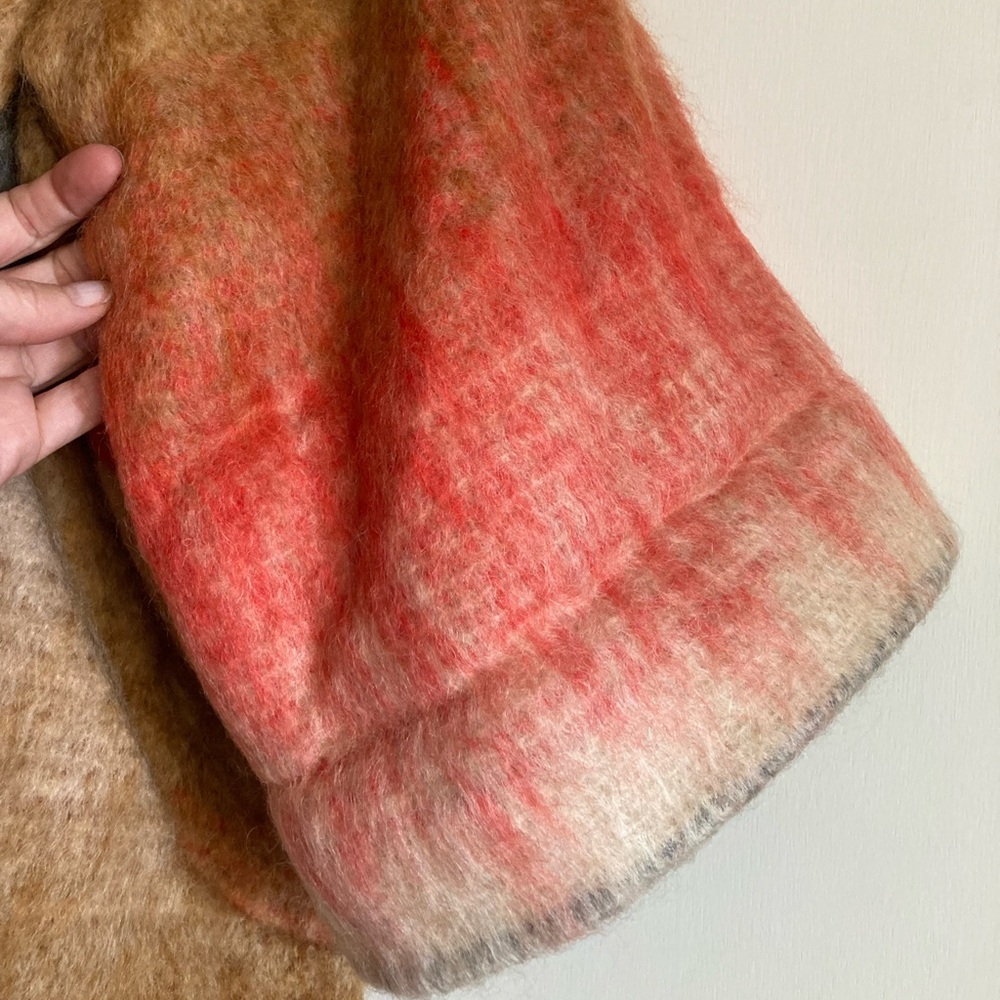 Matthew Williamson Fall 2009 Runway Multicolored Mohair Blend Jacket, UK Sz 6 - Picture 8 of 16